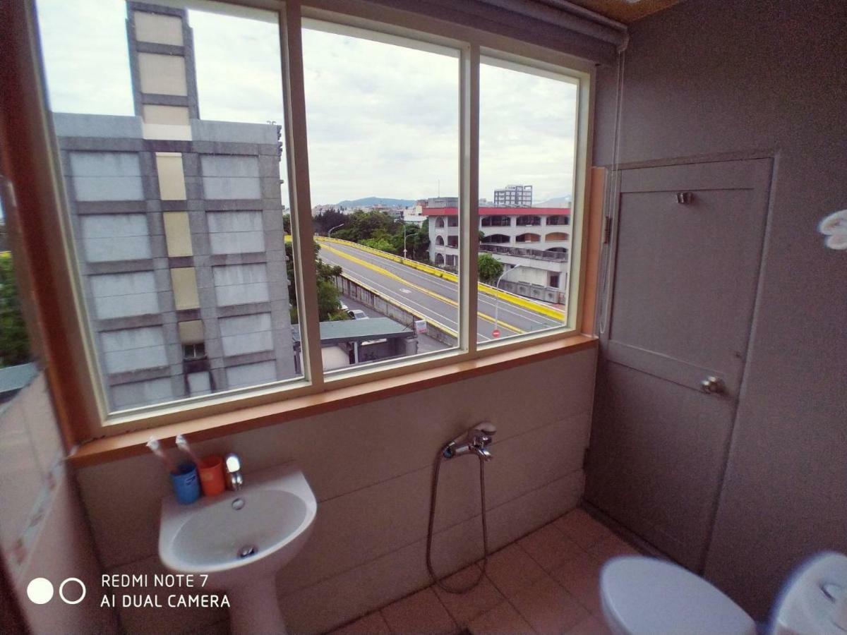 玖拾捌民宿-98bnb Hualien City Ngoại thất bức ảnh