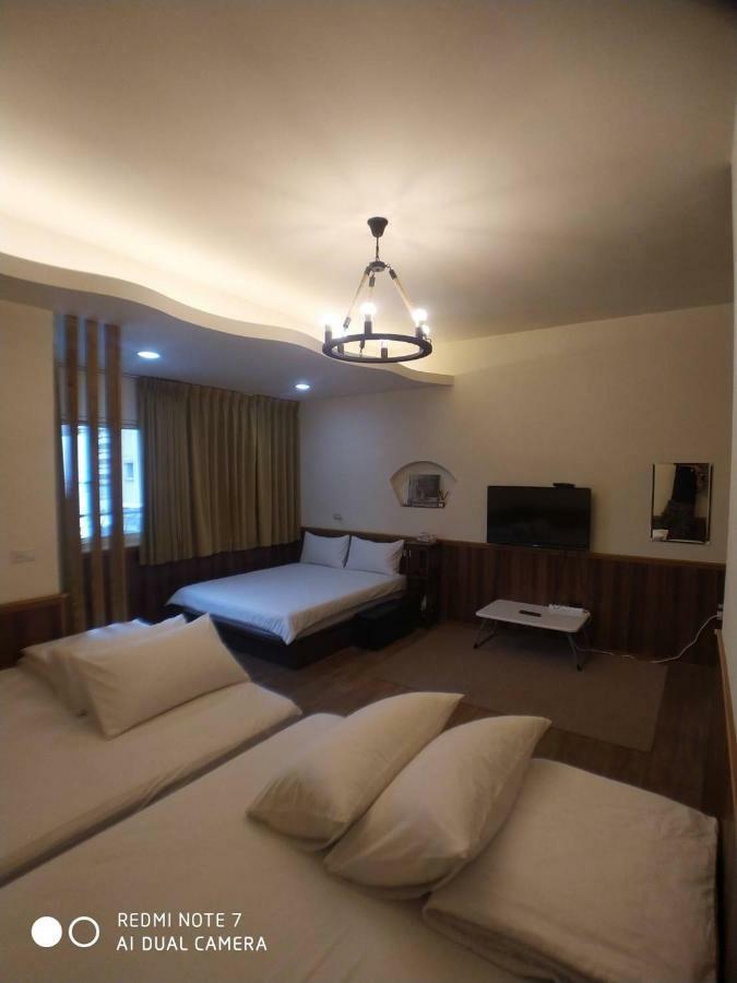 玖拾捌民宿-98bnb Hualien City Ngoại thất bức ảnh